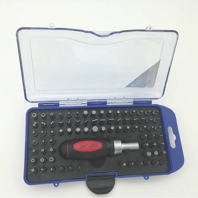 DJS 79 PIECE RATCHET SCREWDRIVER SET. It contains 78 different bits and a ratchet handle. DJS 79 PIECE RATCHET SCREWDRIVER SET. It contains 78 different bits and a ratchet handle.
