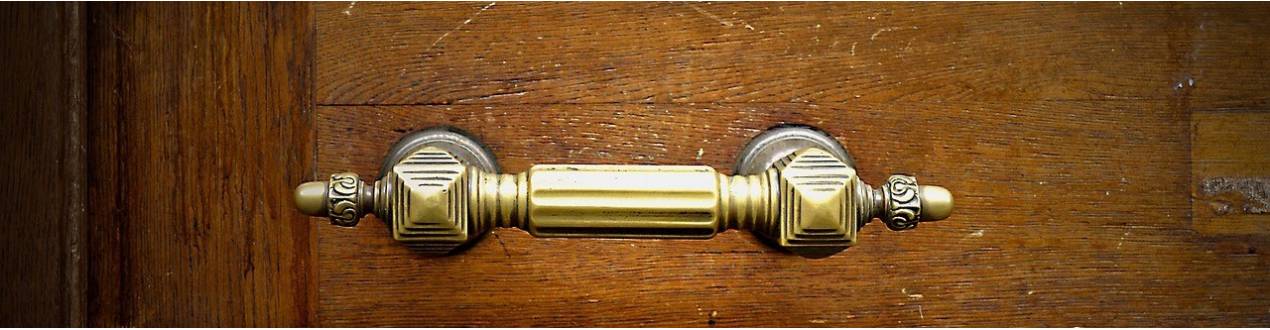 Knobs and handles for all types of doors - Ferreteria Veiga